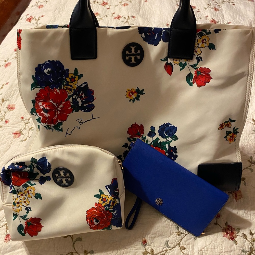 Authentic Tory Burch set